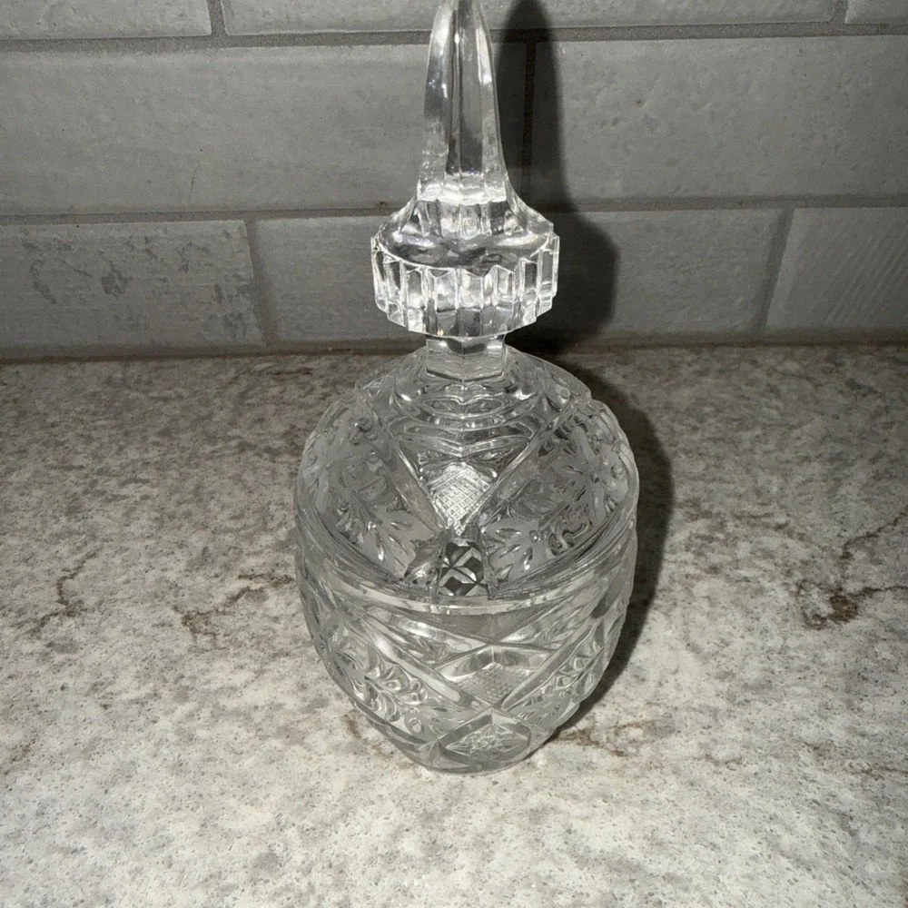 Vintage Clear Cut Glass Covered Sugar Bowl Candy Dish W lid 7 In Floral Etched
